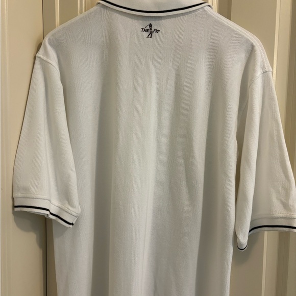 The Fit Golf Shirt - Men’s Shirt - Size L - gently worn a couple of times - Picture 3 of 3